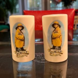 Vintage MORTON Salt and Pepper Shakers.